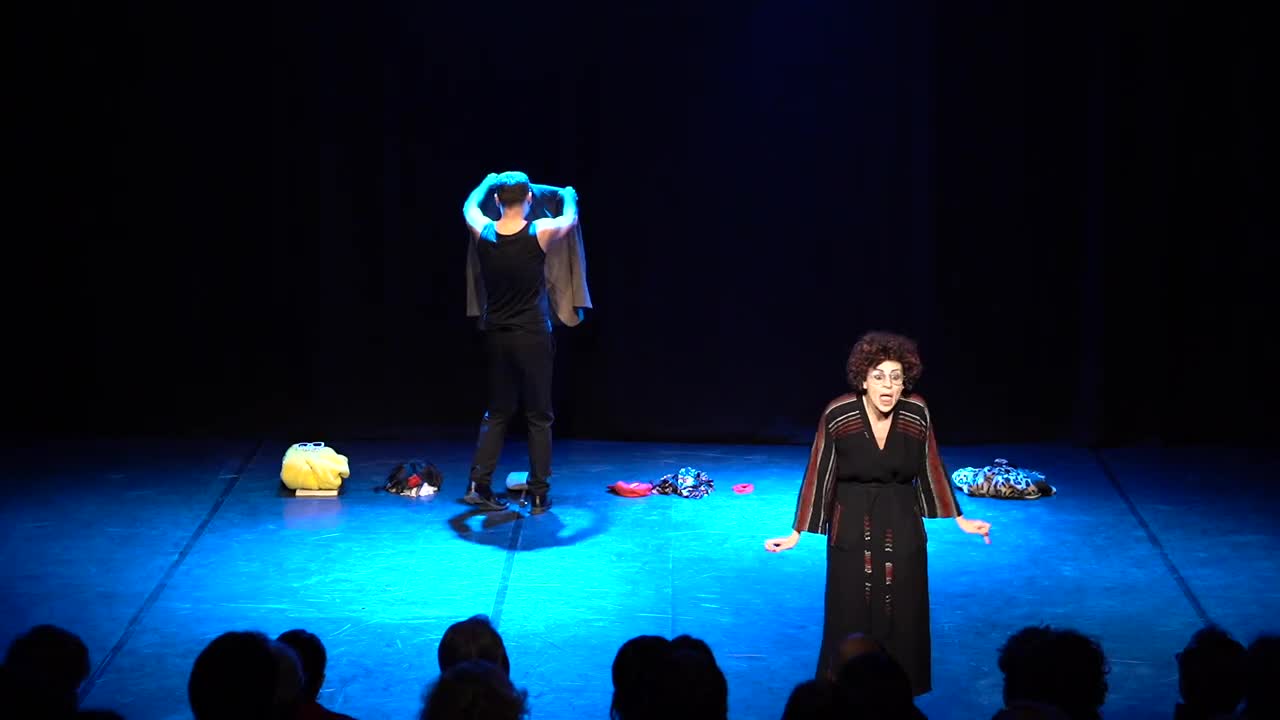 Fones - Formiche di vetro